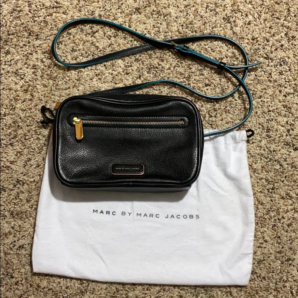Marc by Marc Jacobs black leather crossbody purse